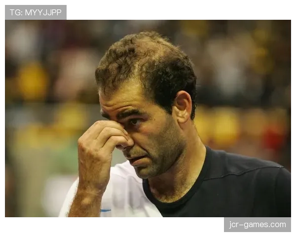 皮特·桑普拉斯单手反拍技术引热议，网坛传奇技艺再现经典时刻