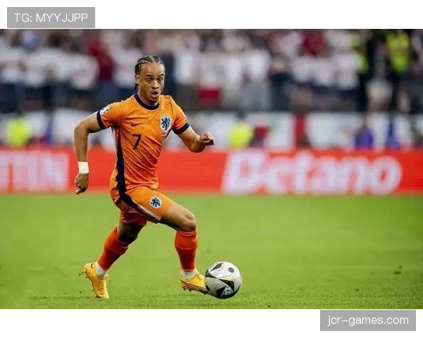 哈维·西蒙斯:荷兰新星状态回暖,期待在国际赛场上表现出色 哈维·西蒙斯:荷兰新星状态回暖,期待在国际赛场上表现出色