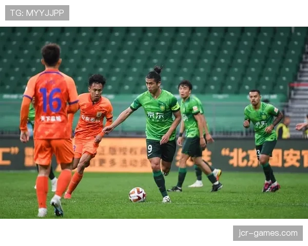 北京国安防守表现波动，问题根源与赛季走势影响分析